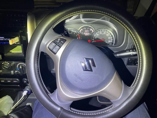 SUZUKI JIMNY 4WD 2017 Image 31