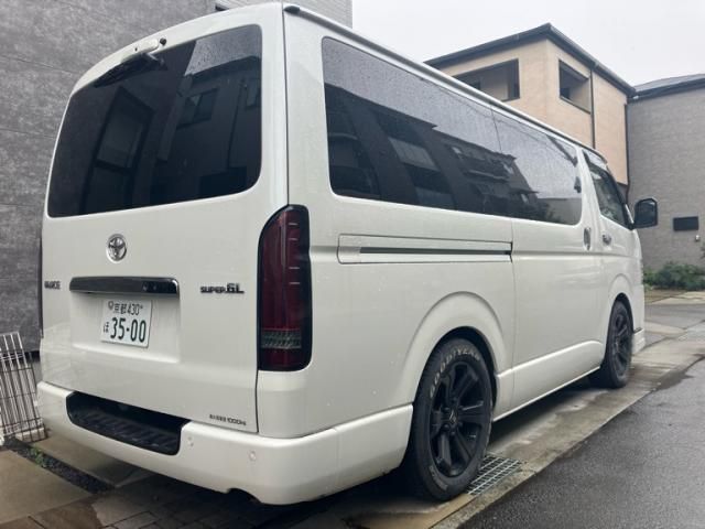 TOYOTA HIACE VAN 2WD 2024 Image 31