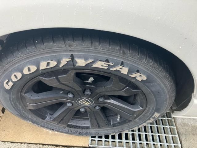 TOYOTA HIACE VAN 2WD 2024 Image 31