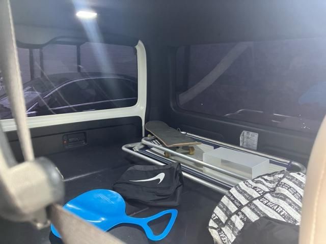 TOYOTA HIACE VAN 2WD 2024 Image 31