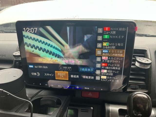 TOYOTA HIACE VAN 2WD 2024 Image 31