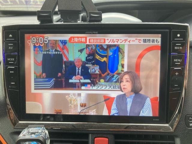 TOYOTA VOXY 2014 Image 31