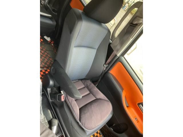 TOYOTA VOXY 2014 Image 31