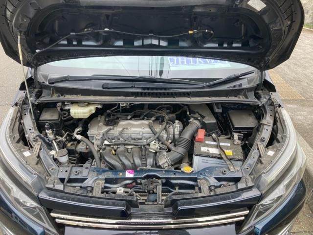 TOYOTA VOXY 2014 Image 31