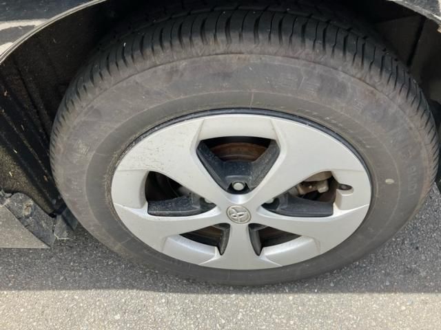 TOYOTA PRIUS 2013 Image 31