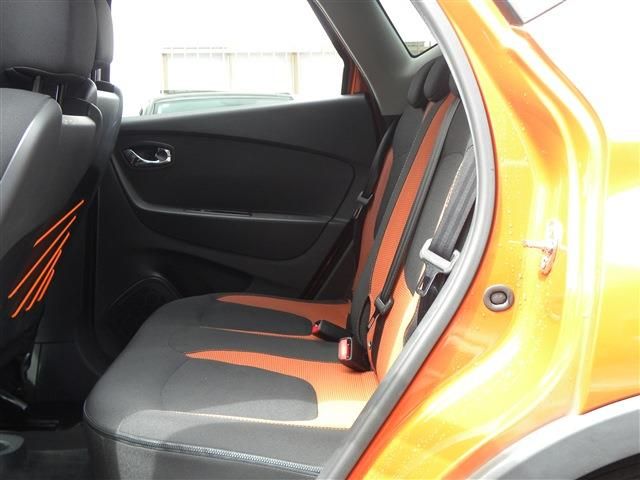 RENAULT CAPTUR 2015 Image 31