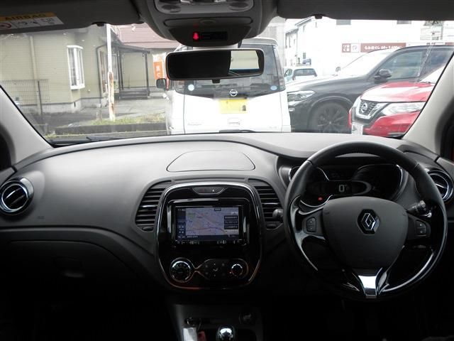 RENAULT CAPTUR 2015 Image 31