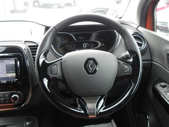 RENAULT CAPTUR 2015 Image 31