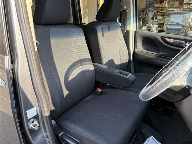 HONDA N BOX CUSTOM 2013 Image 31