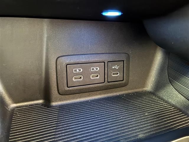 TOYOTA HARRIER HYBRID 2024 Image 31