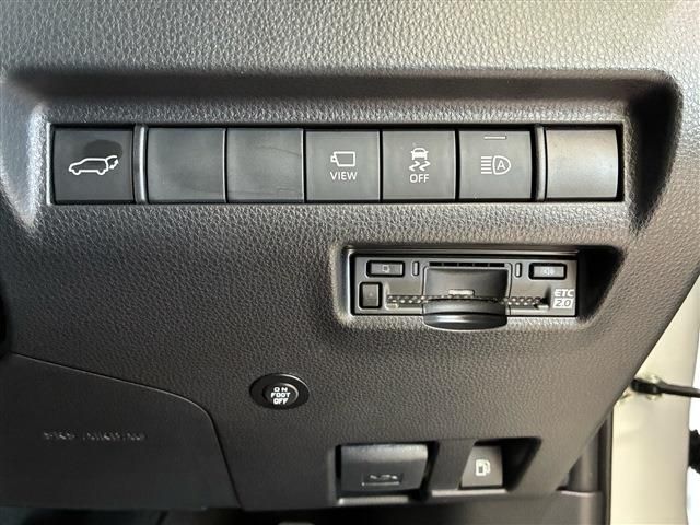 TOYOTA HARRIER HYBRID 2024 Image 31