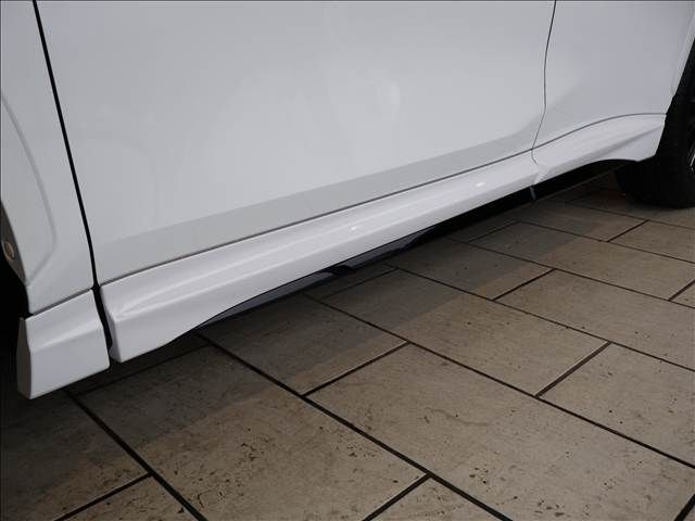 TOYOTA LEXUS NX350H 2023 Image 31