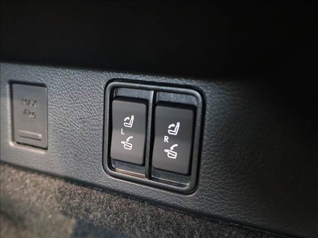 TOYOTA LEXUS NX350H 2023 Image 31