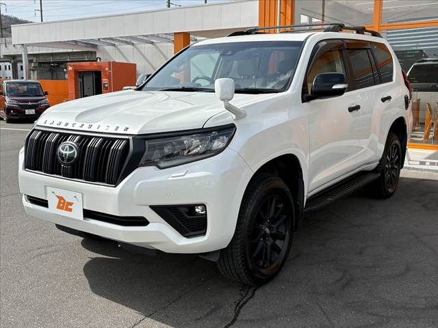 TOYOTA LANDCRUISER PRADO 2023 Image 31