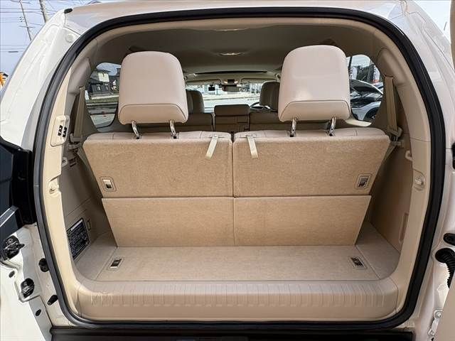 TOYOTA LANDCRUISER PRADO 2023 Image 31
