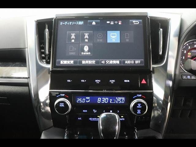 TOYOTA ALPHARD 2018 Image 31