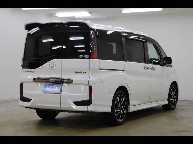 HONDA STEPWAGON SPADA 2016 Image 31