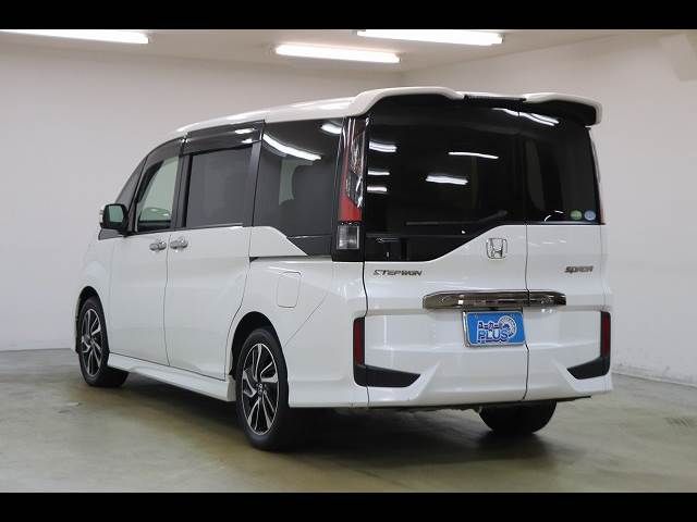 HONDA STEPWAGON SPADA 2016 Image 31