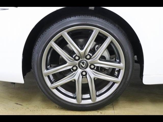 TOYOTA LEXUS IS300H 2017 Image 31