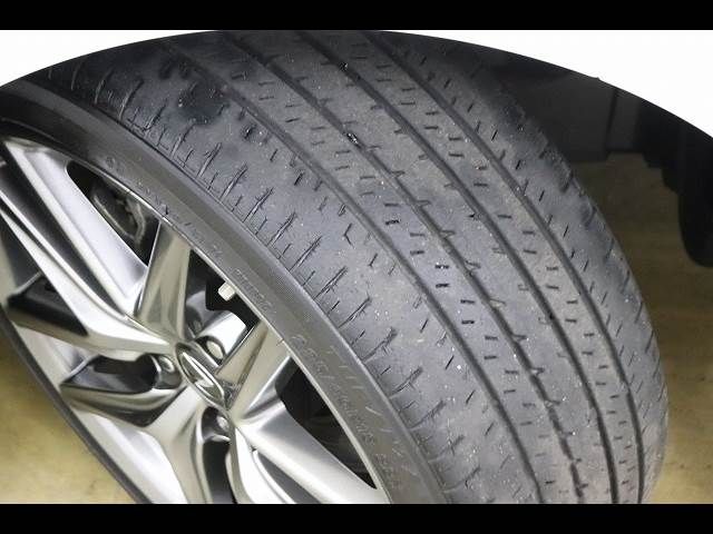 TOYOTA LEXUS IS300H 2017 Image 31