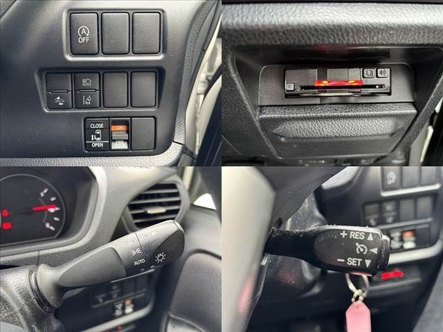 TOYOTA VOXY 2018 Image 31