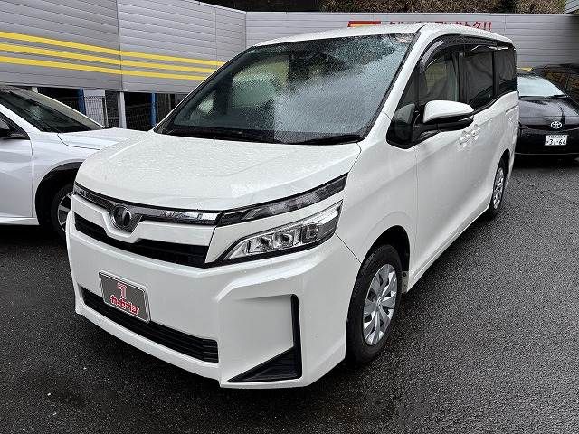TOYOTA VOXY 2018 Image 31