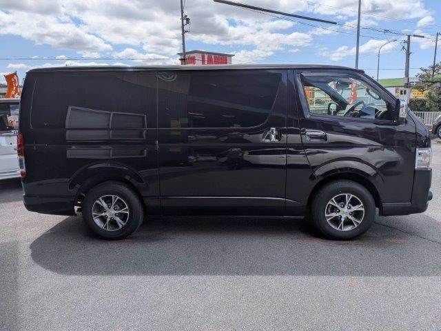 TOYOTA HIACE VAN 2WD 2020 Image 31