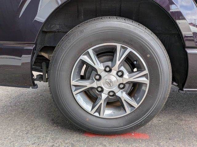 TOYOTA HIACE VAN 2WD 2020 Image 31