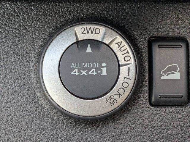 NISSAN X-TRAIL 4WD 2013 Image 31