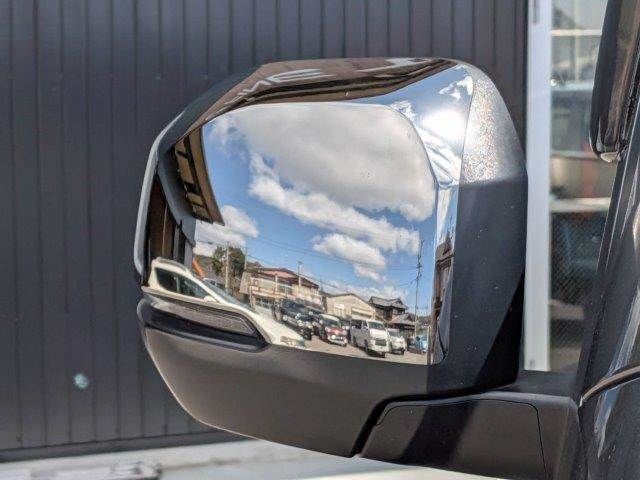 NISSAN CARAVAN VAN 4WD 2023 Image 31