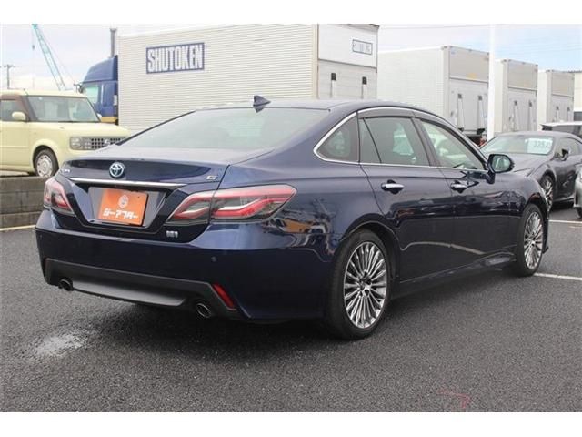 TOYOTA CROWN SEDAN HYBRID 2021 Image 31