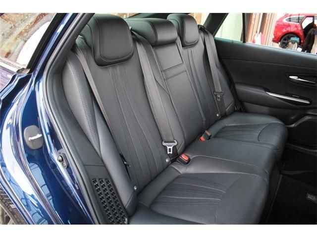 TOYOTA CROWN SEDAN HYBRID 2021 Image 31