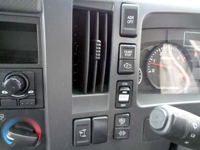 NISSAN ATLAS 2013 Image 31