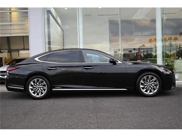 TOYOTA LEXUS LS500H 2020 Image 31