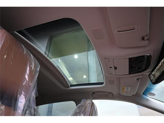 TOYOTA LEXUS LS500H 2020 Image 31