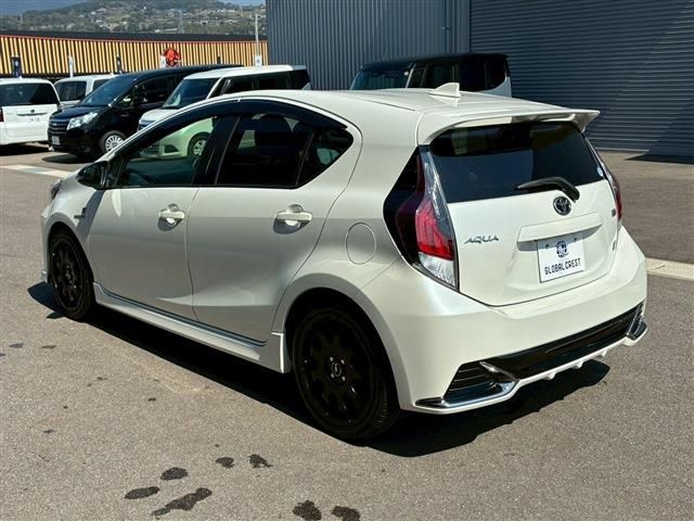 TOYOTA AQUA 2018 Image 31