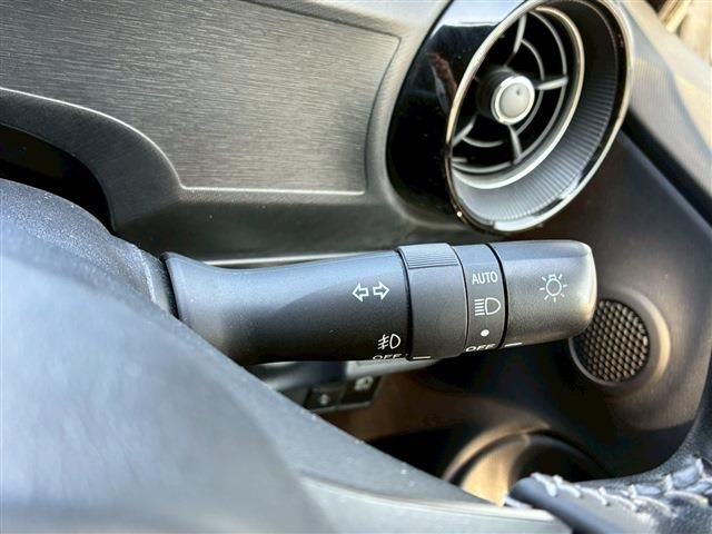 TOYOTA AQUA 2018 Image 31