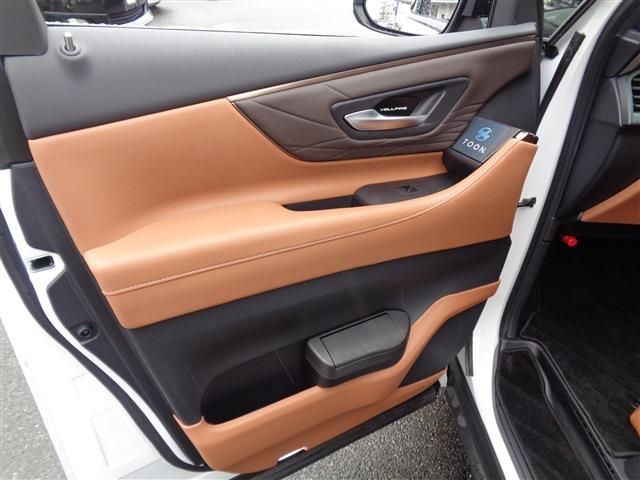 TOYOTA VELLFIRE  HYBRID 4WD 2025 Image 31