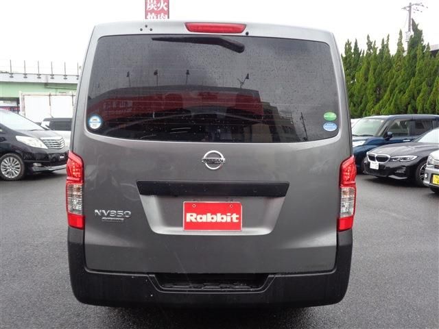 NISSAN NV350 CARAVAN 2020 Image 31