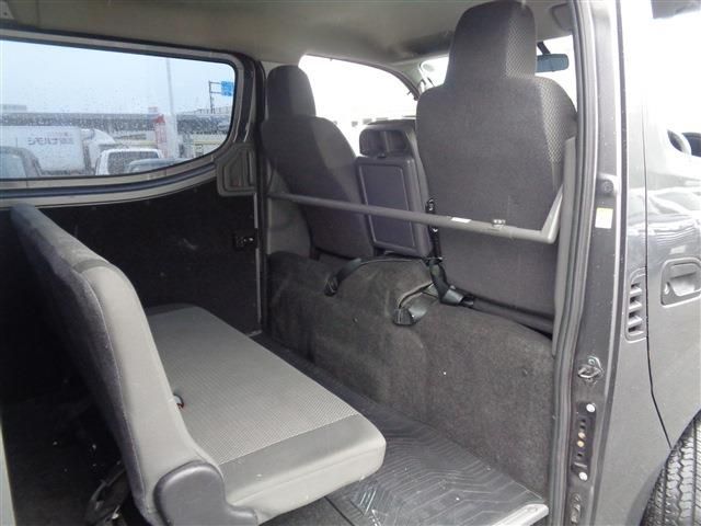 NISSAN NV350 CARAVAN 2020 Image 31