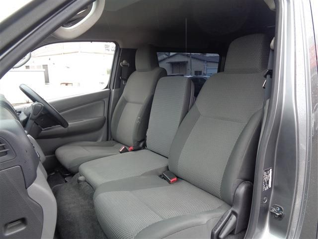 NISSAN NV350 CARAVAN 2020 Image 31