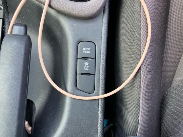 TOYOTA YARIS 2021 Image 31