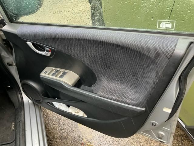 HONDA FIT HYBRID 2011 Image 31