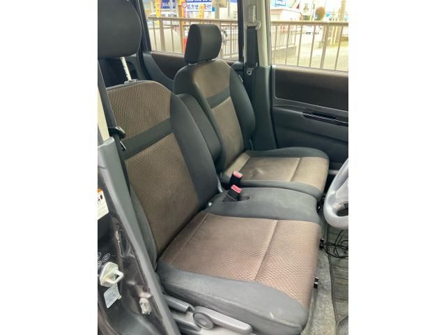 NISSAN ROOX 2011 Image 31