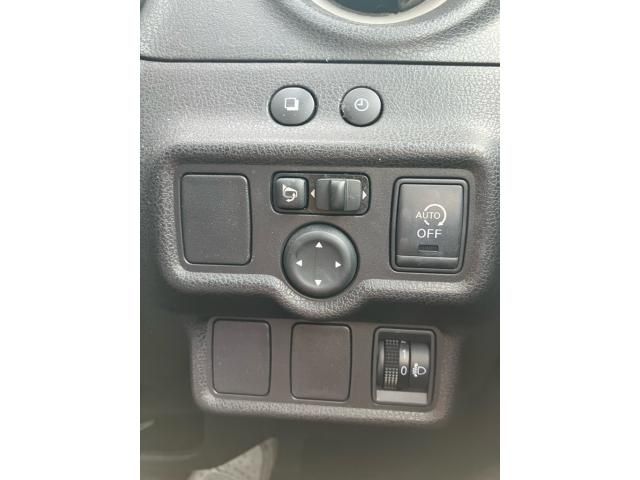 NISSAN NOTE 2013 Image 31