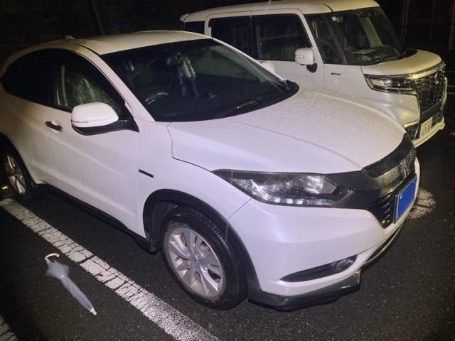 HONDA VEZEL HYBRID 2015 Image 31