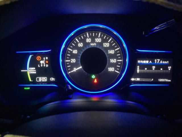 HONDA VEZEL HYBRID 2015 Image 31