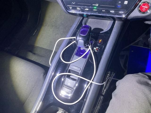 HONDA VEZEL HYBRID 2015 Image 31