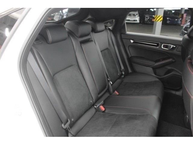 HONDA CIVIC HATCHBACK 2026 Image 31