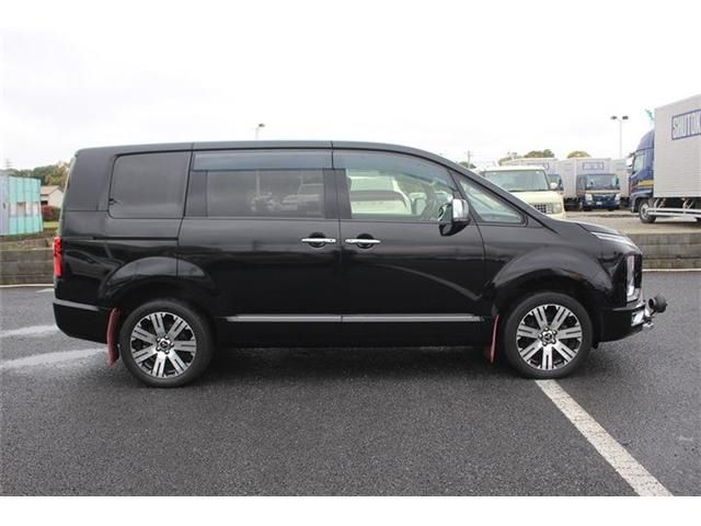 MITSUBISHI DELICA D:5 4WD 2019 Image 31